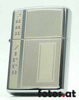 ZIPPO JAHRGANGSMODELL 2008 bild2.jpg
