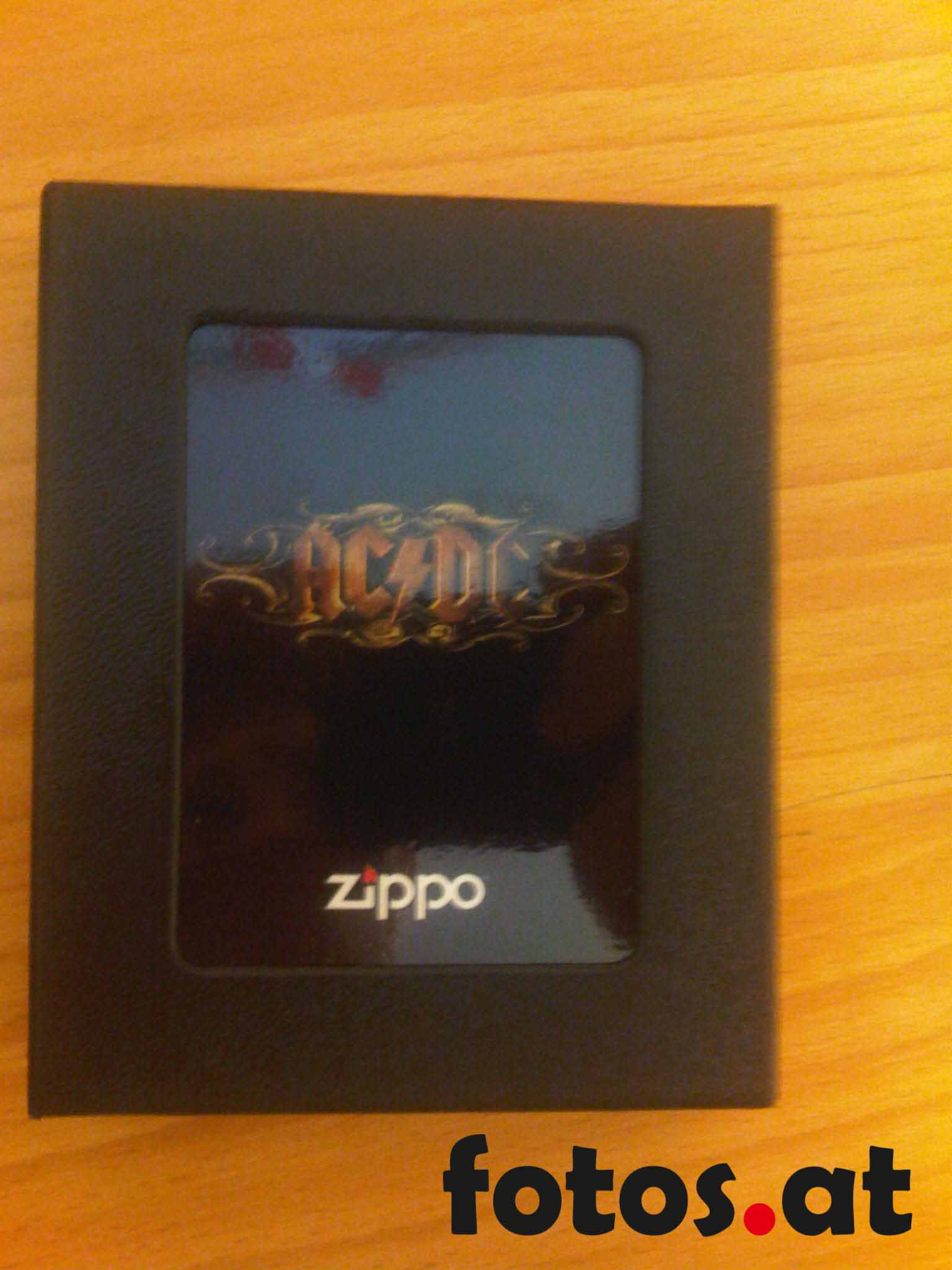 AC-DC Zippo  Germany 2010  Ltd.XXXX-1000 - Neu b1.jpg